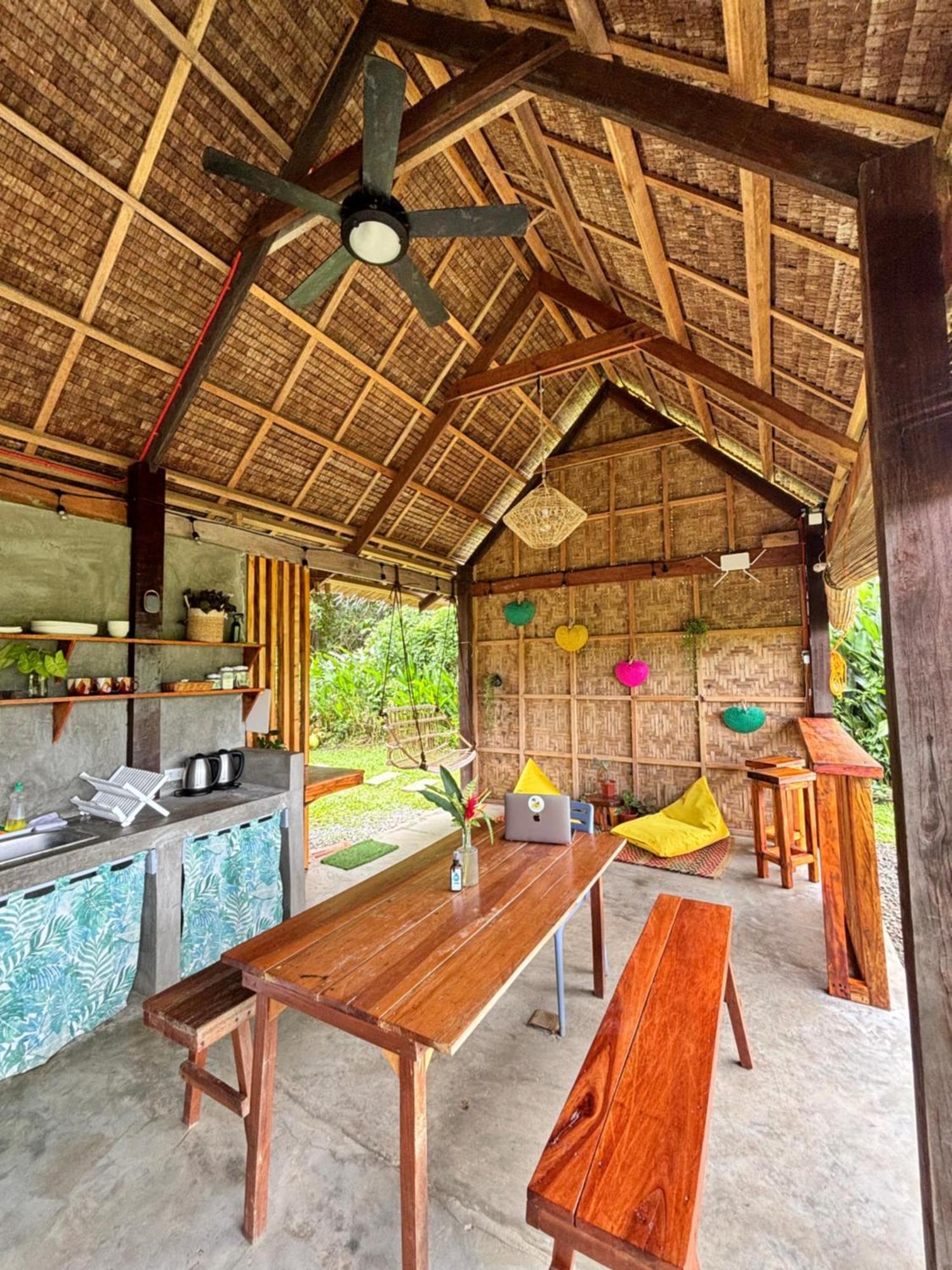 Вілла Triangle Palms Siargao Хенераль-Луна Екстер'єр фото