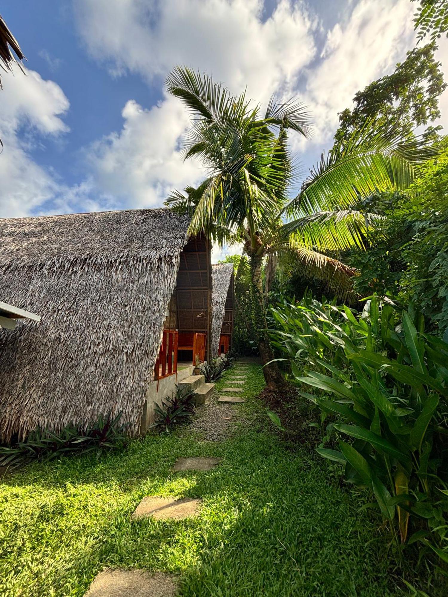 Вілла Triangle Palms Siargao Хенераль-Луна Екстер'єр фото
