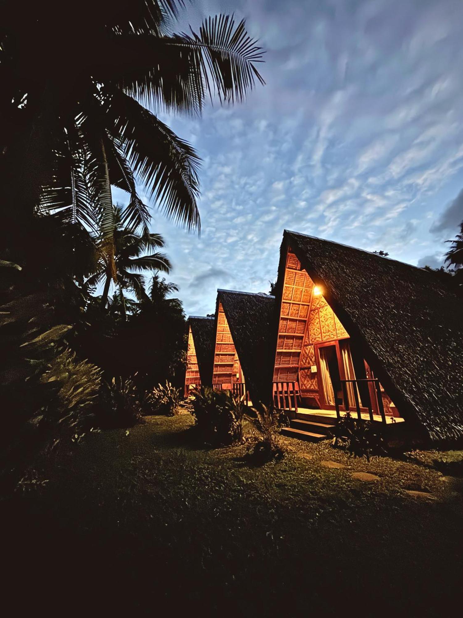 Вілла Triangle Palms Siargao Хенераль-Луна Екстер'єр фото